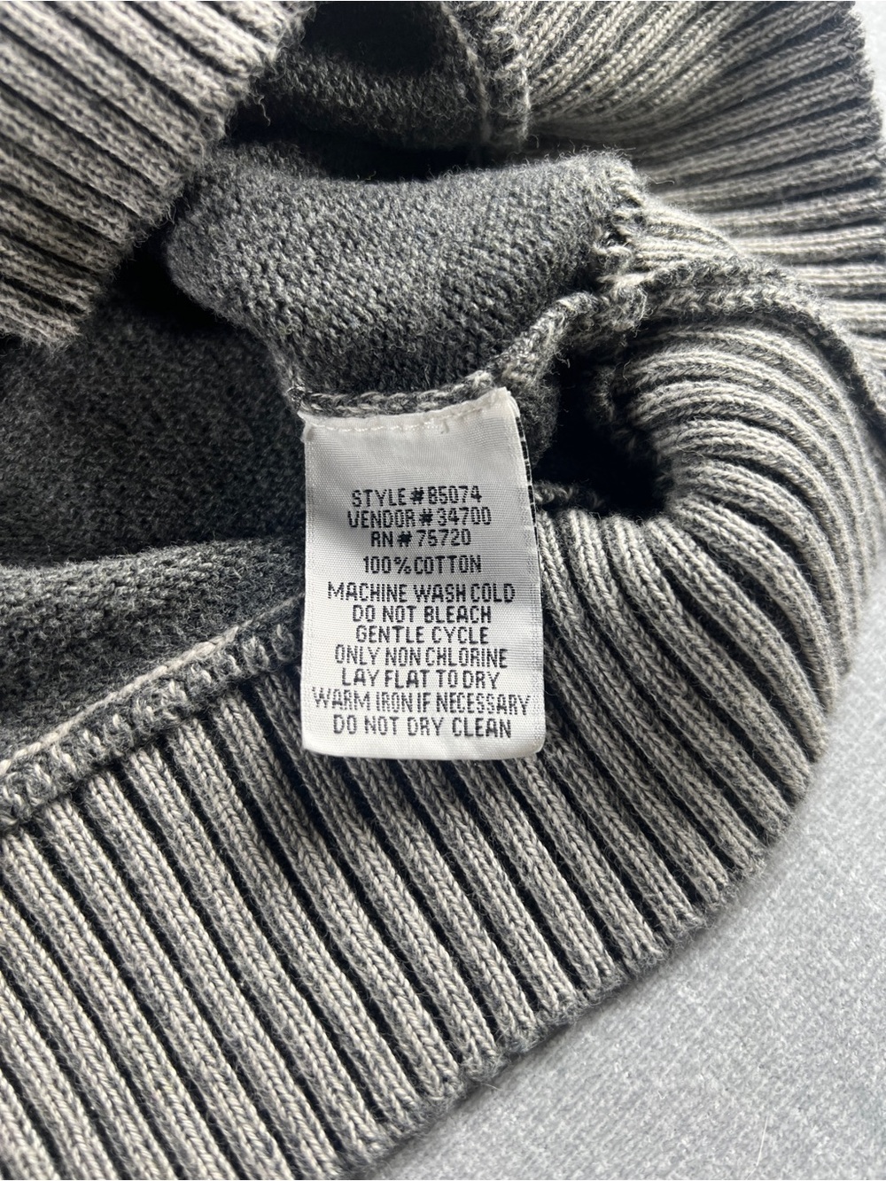 BKE Men's Zip Mock-Neck Sweater in Light Gray - Picture 4 of 8